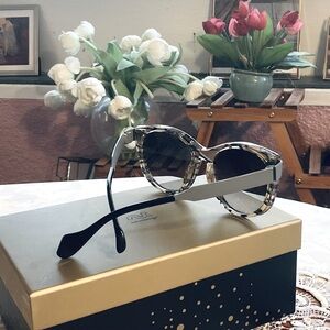 FENDI TRANSLUCENT SUNGLASSES